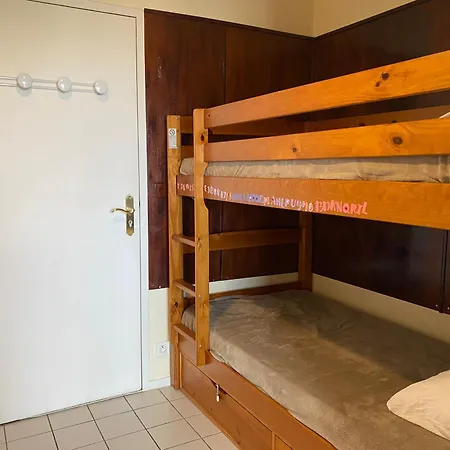 Apartment - Centre Ville, Proche Et Casino, Parking Securise, Balcon Et Equipements Complets - Fr-1-319-495