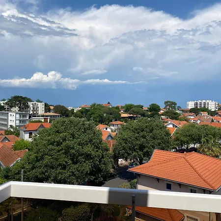 - Centre Ville, Proche Et Casino, Parking Securise, Balcon Et Equipements Complets - Fr-1-319-495 Apartamento