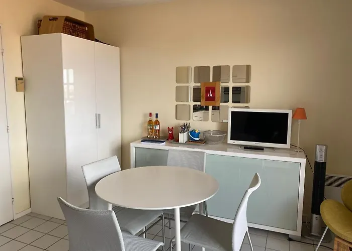 - Centre Ville, Proche Et Casino, Parking Securise, Balcon Et Equipements Complets - Fr-1-319-495 アパート *