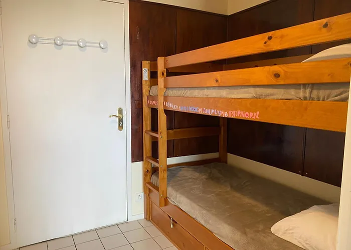 アパート - Centre Ville, Proche Et Casino, Parking Securise, Balcon Et Equipements Complets - Fr-1-319-495